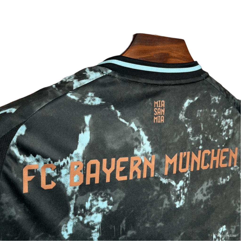 2024/2025 Bayern Munich Black Jersey - Away - Fan Version