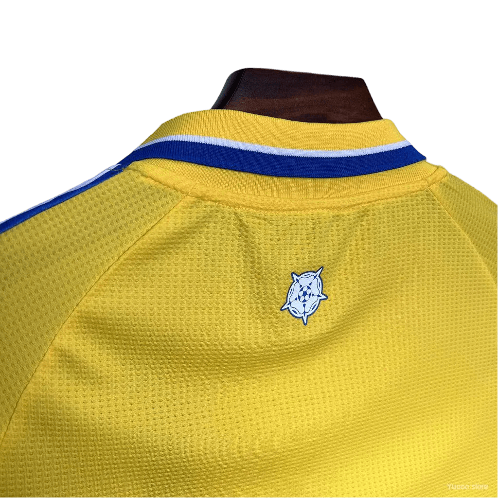 Leeds United Third Kit 24/25 - Special Edition, a rare and stylish variation of the Leeds United FC Jersey for collectors and fans alike.