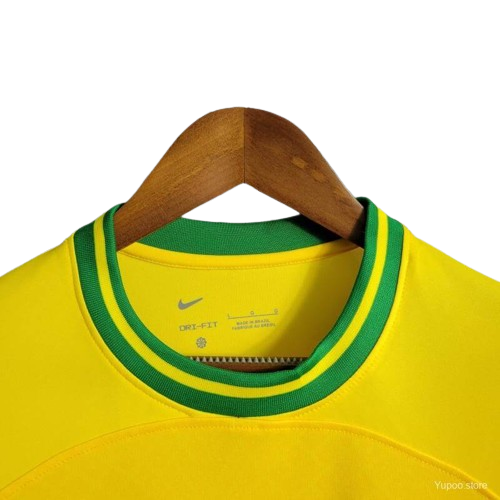 Brazil yellow commemorative kit 2022 - Fan version - Front