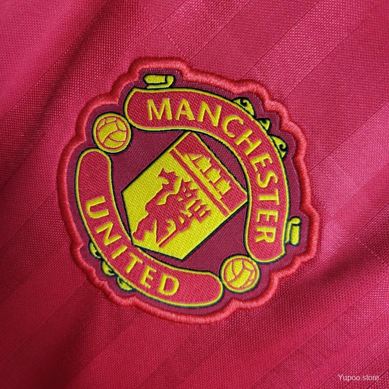 Manchester United Logo Detail on Special Edition KitManchester City 23/24 Special Edition Kit - Player Version - Logo