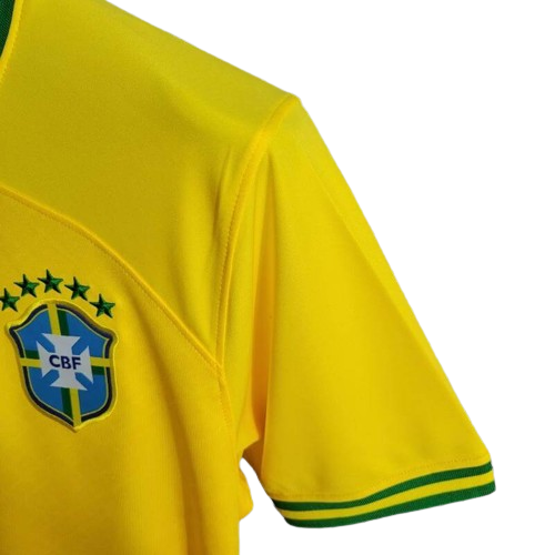 Brazil yellow commemorative kit 2022 - Fan version - Side