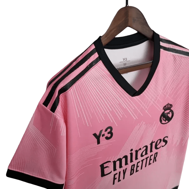 Real Madrid Pink Kit Y-3 logo detail collar Emirates sponsor jersey pink real madrid authentic collector piece